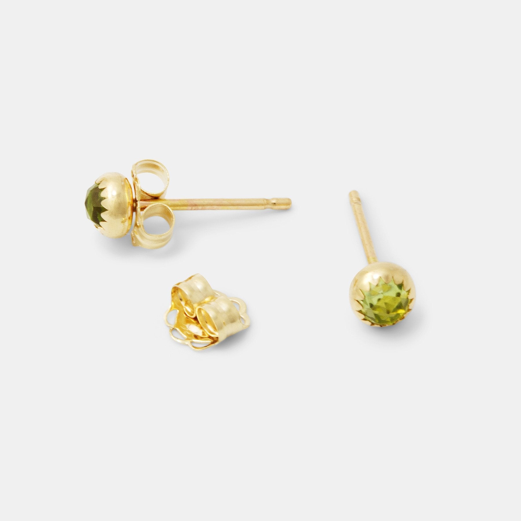 Gold stud earrings on sale australia